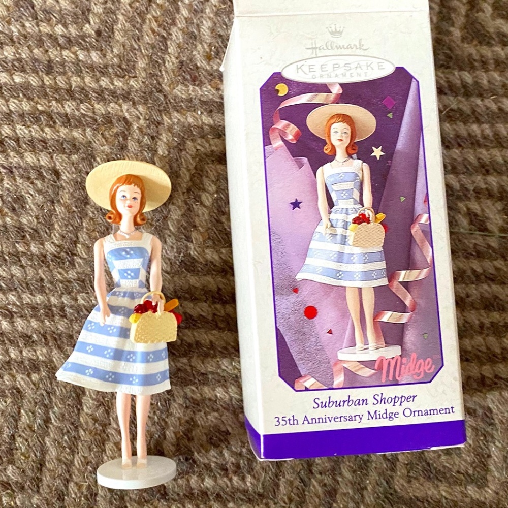 Hallmark Midge Suburban Shopper Ornament